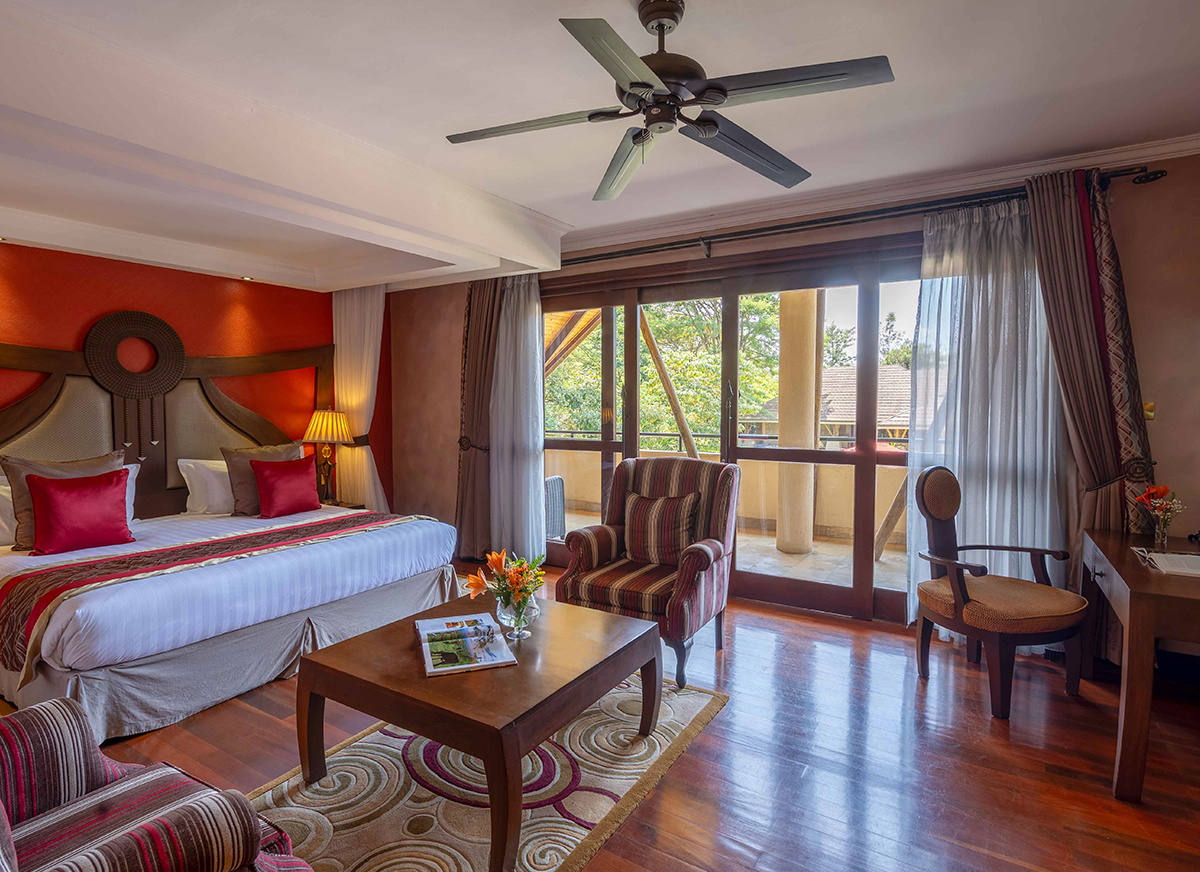 Presidential villa bedroom with balcony